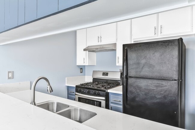 Foto del edificio - 533 E 11th St