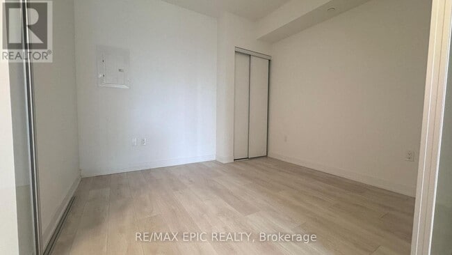 Building Photo - 117 Broadway Ave