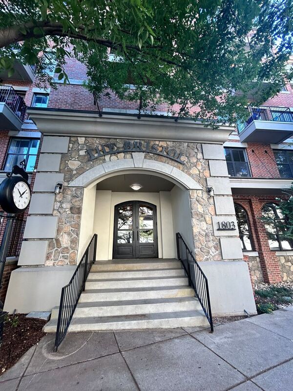 Foto principal - 1803 Broadway