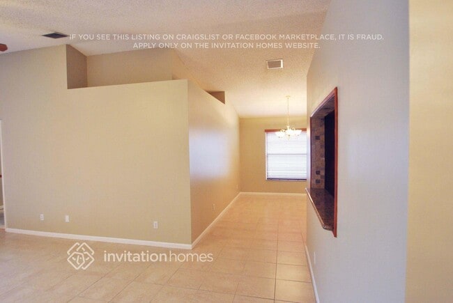 Building Photo - 17932 SW 29th Ln