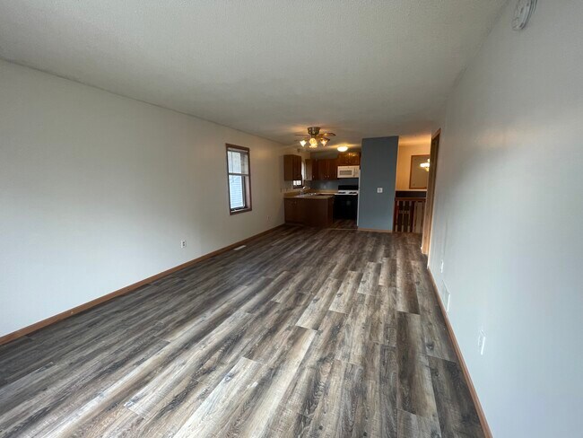 Building Photo - 2232 Saint Anthony Ave