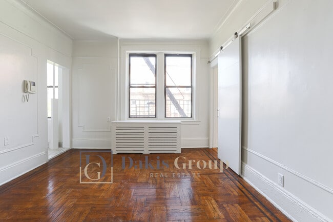 Building Photo - 28-49-49 34th St