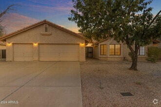 Building Photo - 387 W Larona Ln