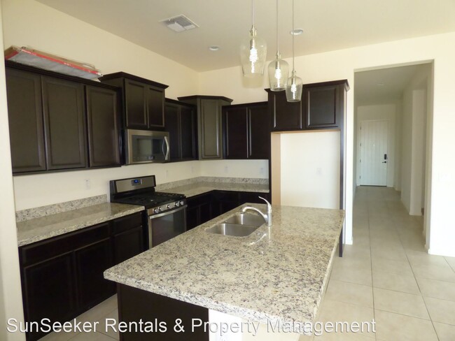 Building Photo - 3 br, 2.5 bath House - 20571 W Nelson Place