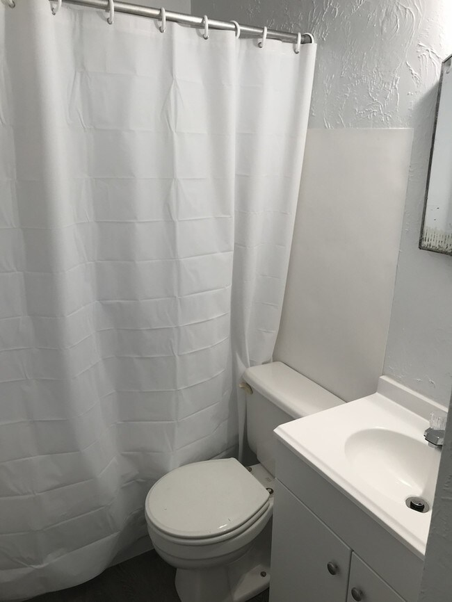 Foto del edificio - 1 Bedroom, 1 Bathroom apartment for rent!