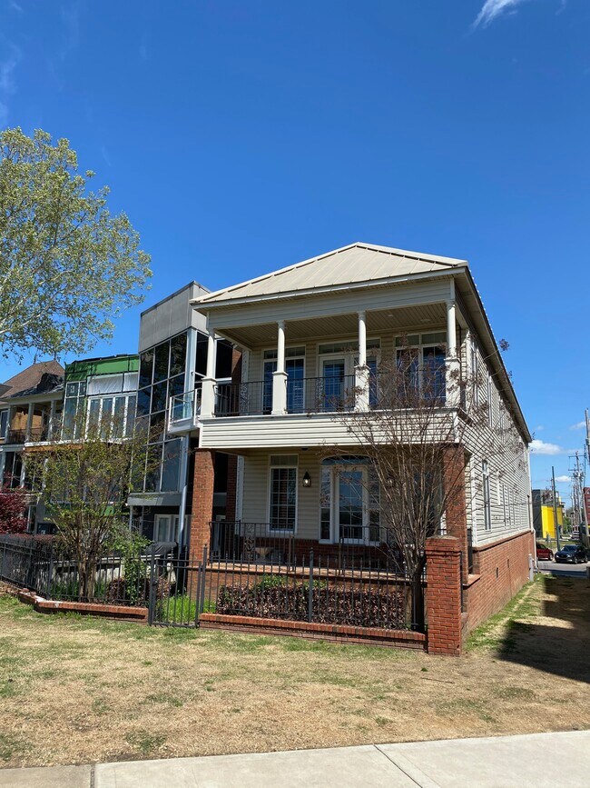 Foto del edificio - 493 Tennessee St