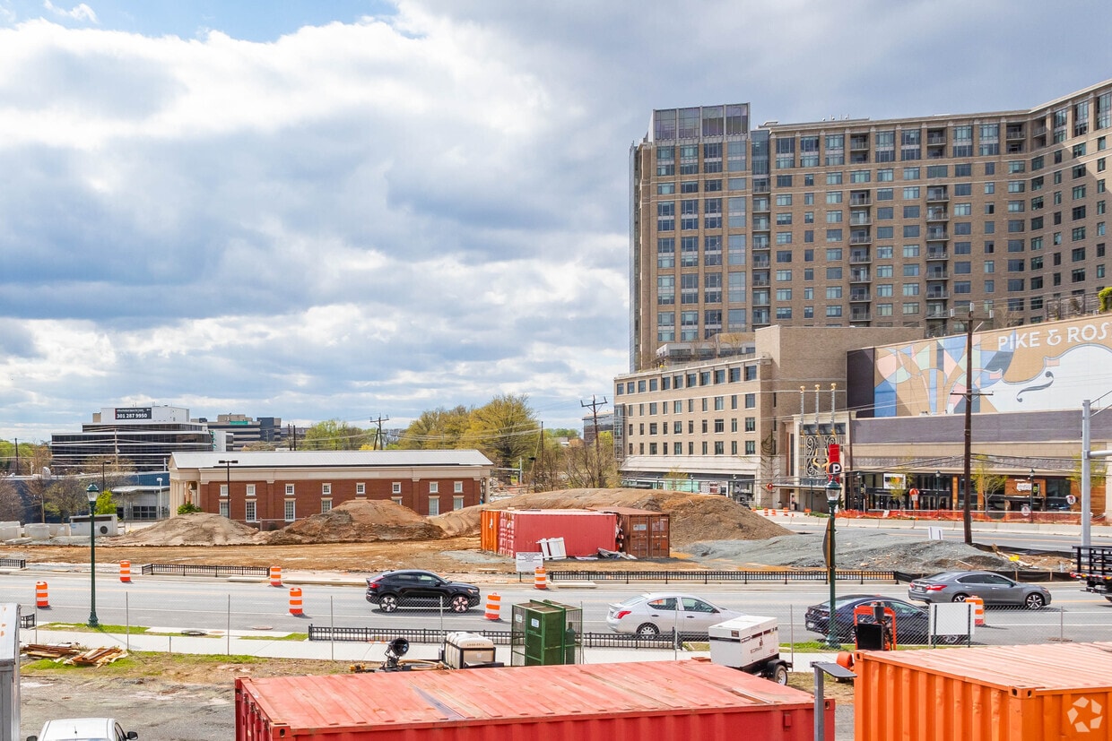 Abril de 2022 - The Pinnacle North Bethesda