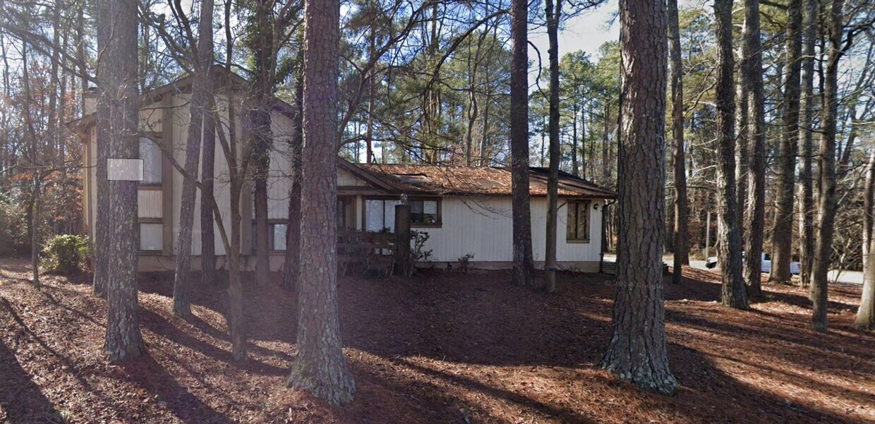 Primary Photo - WOW!!..SPECTACULAR...UPGRADES/ BONUS ROOM ...