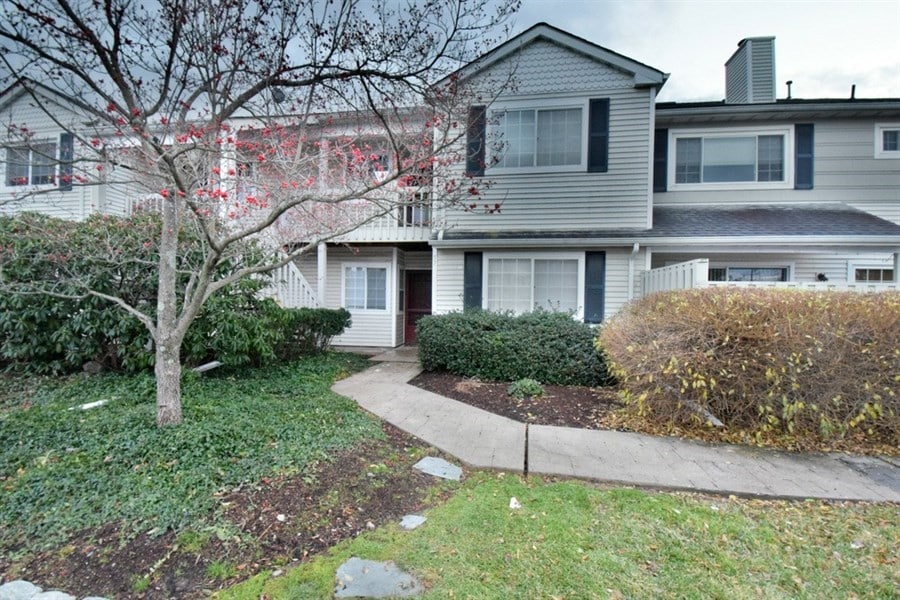 Primary Photo - 57 Magnolia Ln