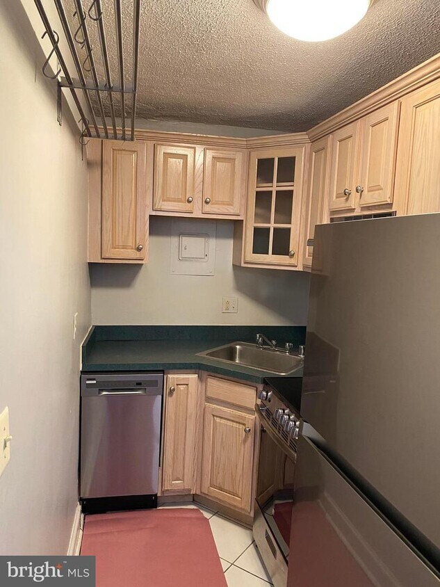 Foto principal - 1820 Swann St NW