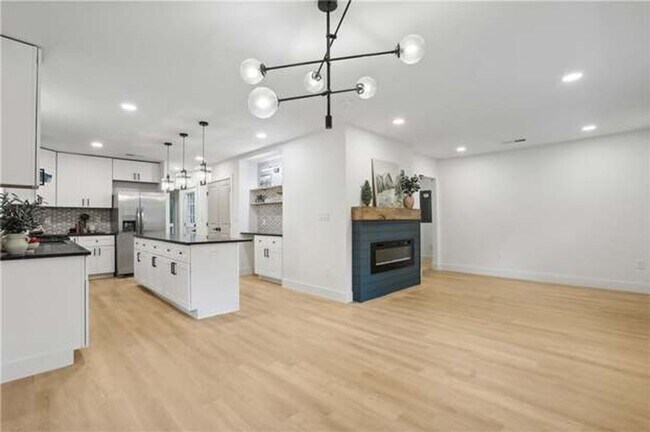 Foto del edificio - 1758 Emerald Ave SW
