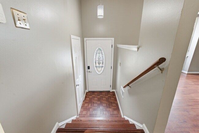 Foto del edificio - 10703 Campus Way S