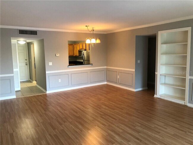Building Photo - 10336 Carrollwood Ln