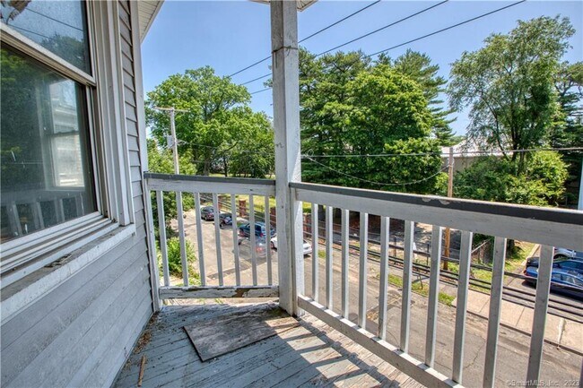 Building Photo - 550 Atlantic St