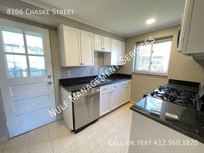 Building Photo - 3 bed, 1 bath located in Penn Hills