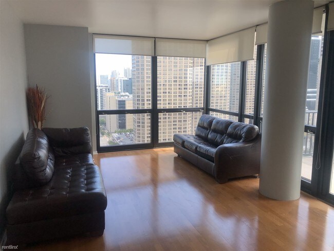 Foto del edificio - 210 S Desplaines St