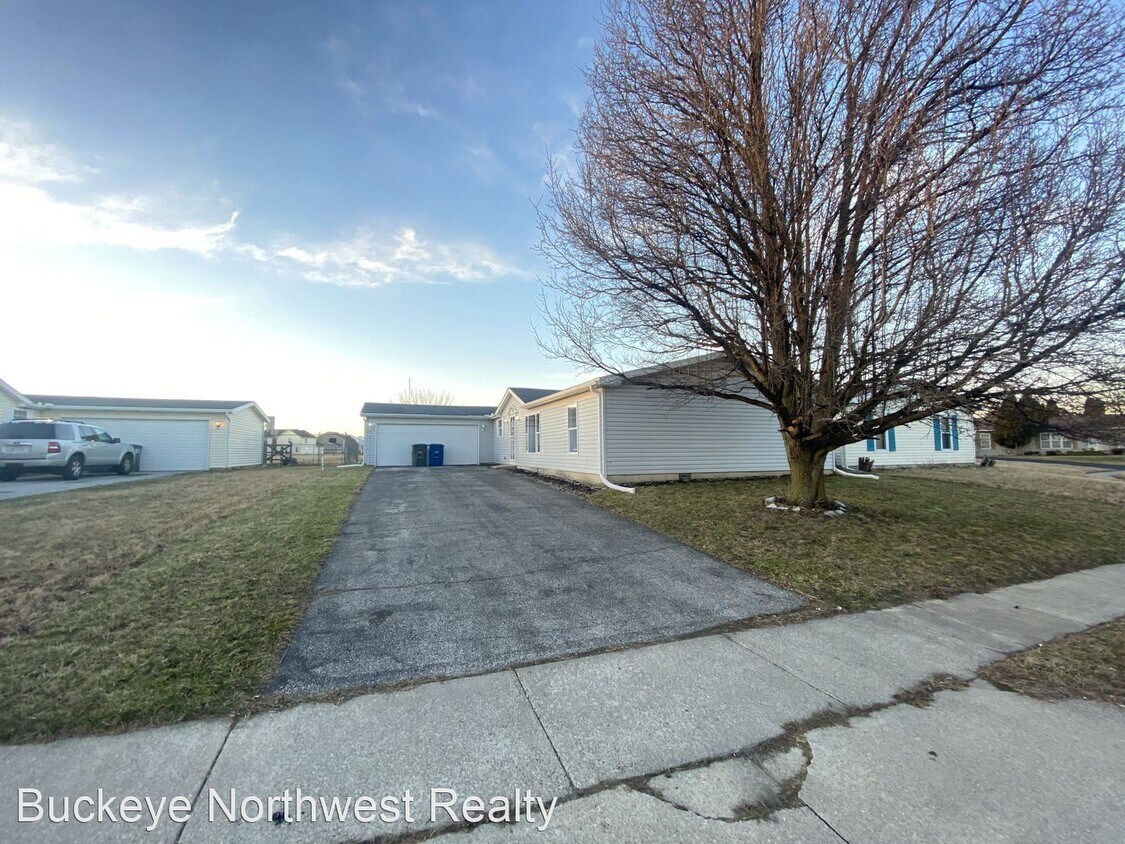 4600 Blue Rock Ct, Toledo, OH 43615 House Rental in Toledo, OH