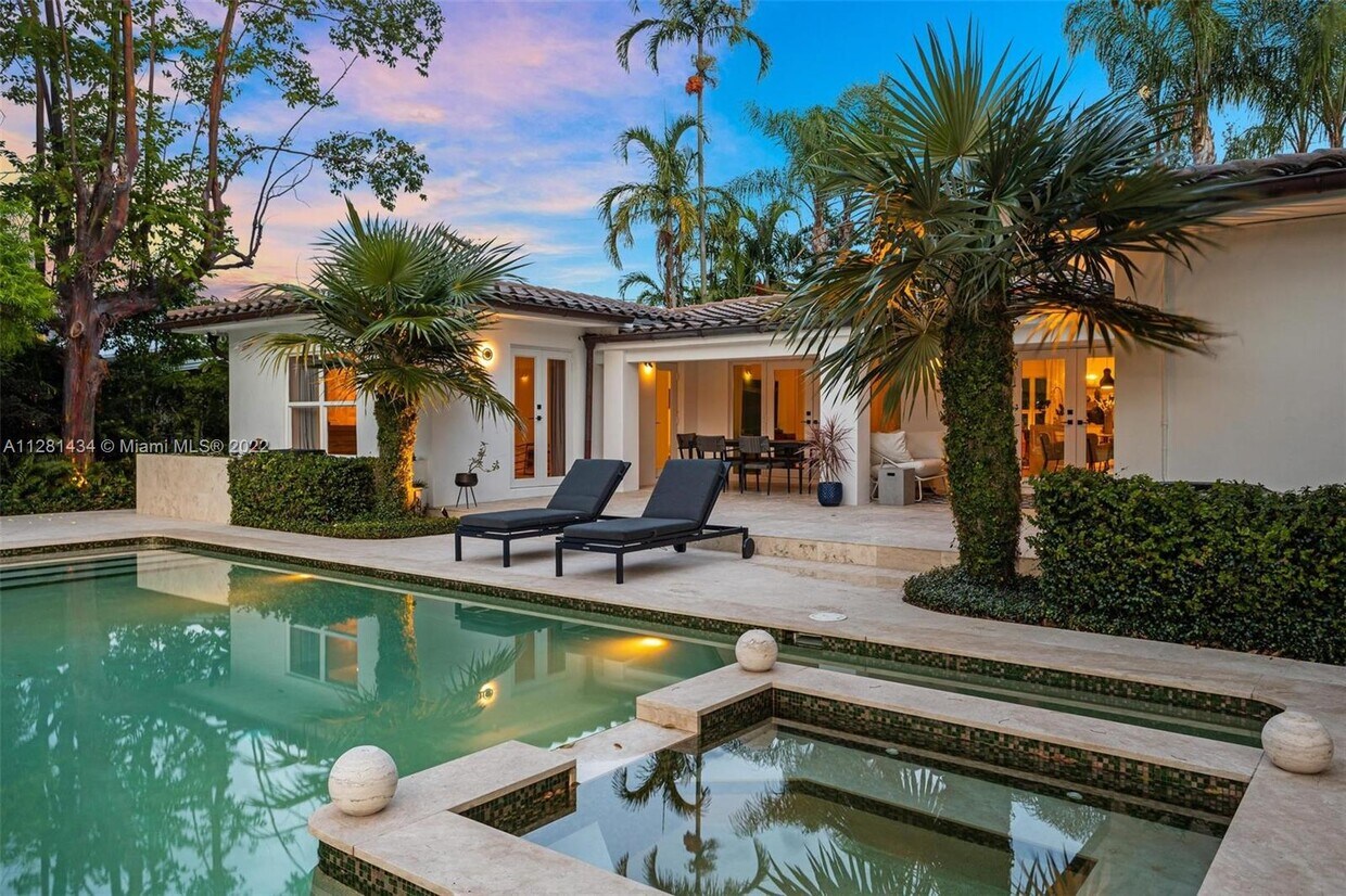 Foto principal - 550 Jeronimo Dr