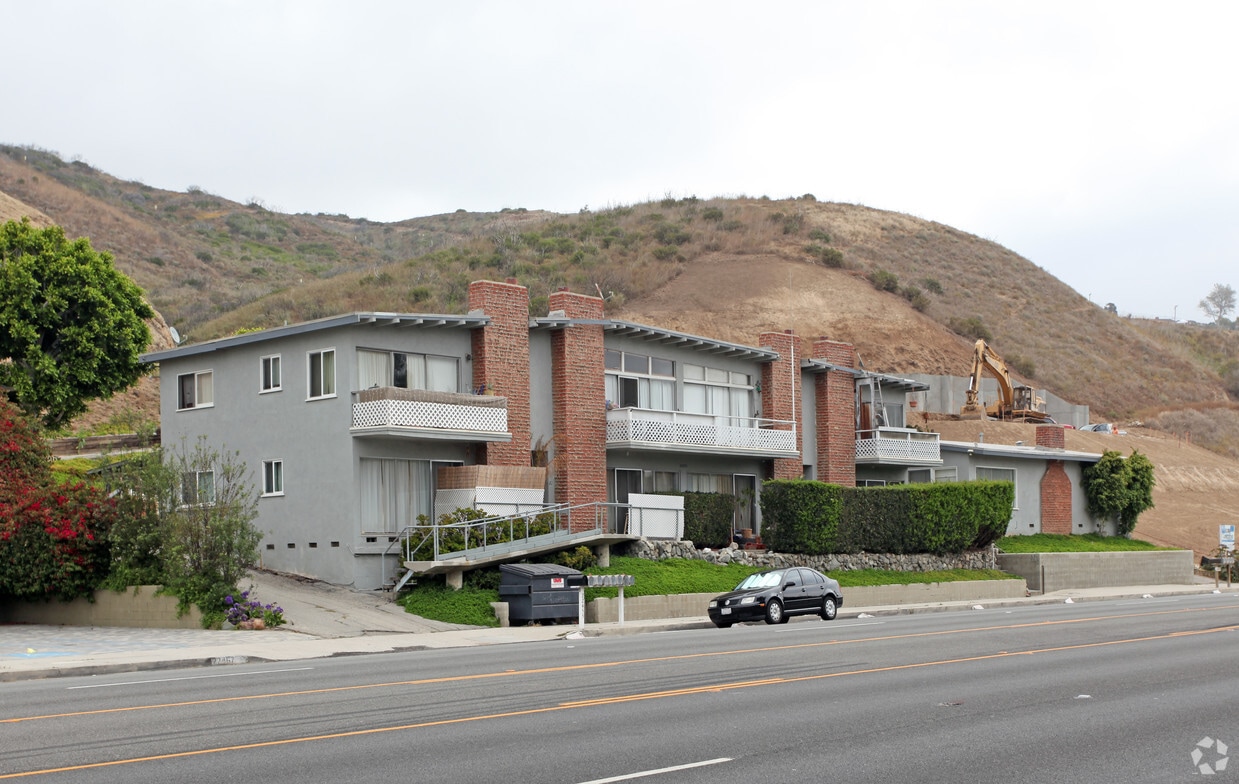 Primary Photo - 22455 Pacific Coast Hwy