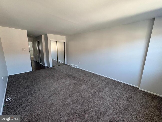 Building Photo - 3918 Stevenson St