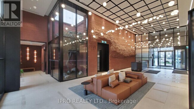 Building Photo - 3200-3200 William Coltson Ave