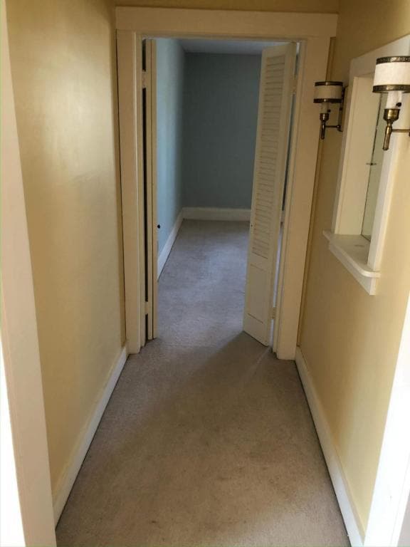 Building Photo - 827 S Cory St