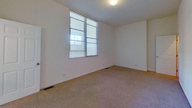 Building Photo - 1526 N Halsted St