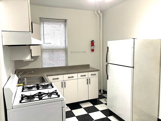 Building Photo - 6045 JFK Blvd E