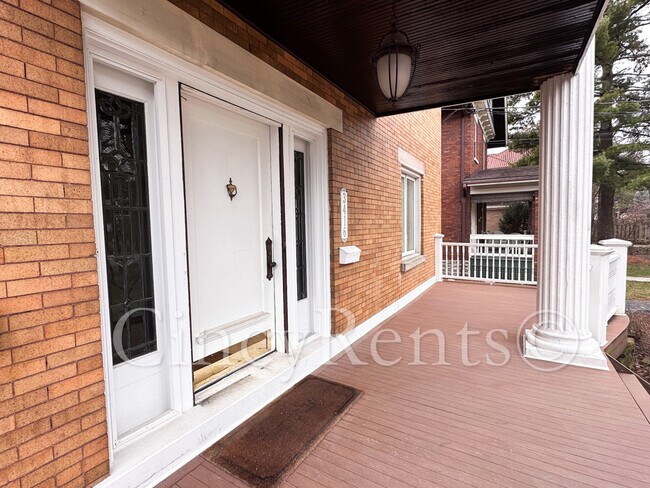Foto del edificio - 3416 Mooney Ave