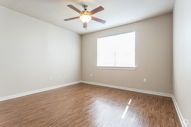 1HAB, 1BA - 607 ft² - The Muses Apartment Homes