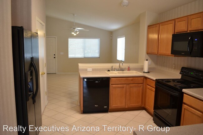 Building Photo - 3 br, 2 bath House - 10384 E Ravenswood St