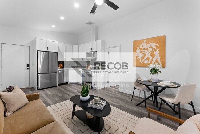 Foto del edificio - 832 Desty St