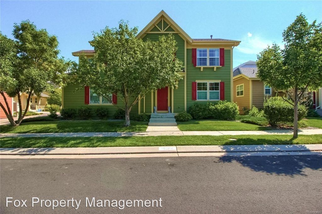 3 br, 3 bath House 13246 Shadow Canyon T... House Rental in