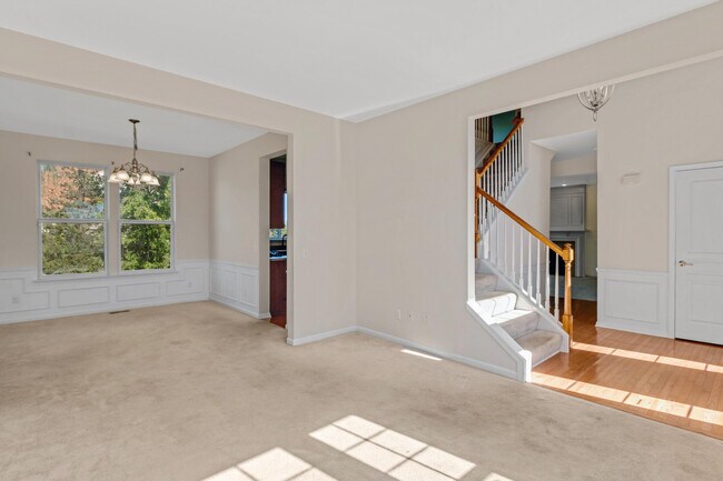 Building Photo - 7859 Greene Farm Dr