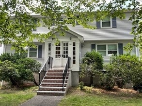 Building Photo - 66-68 Summit St