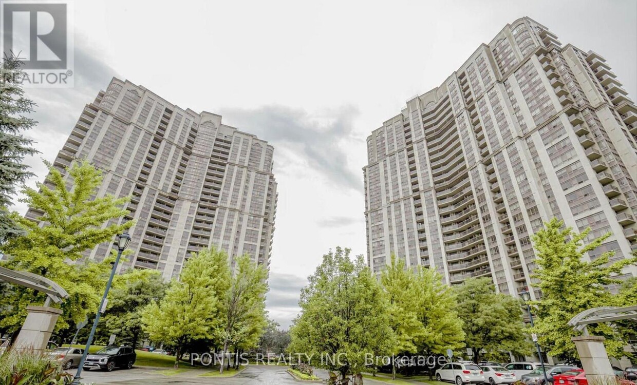 Photo principale - 710-710 Humberwood Blvd