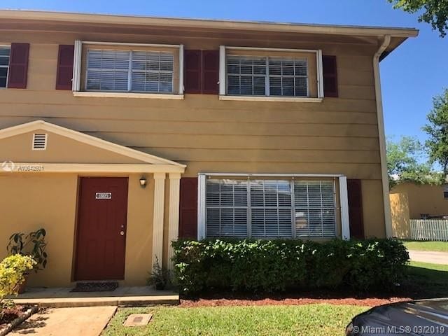 Primary Photo - 1805 SW 81st Terrace