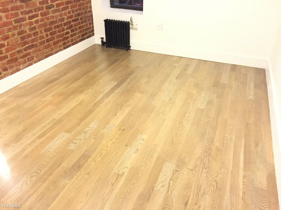Foto principal - 2107 Beverley Rd
