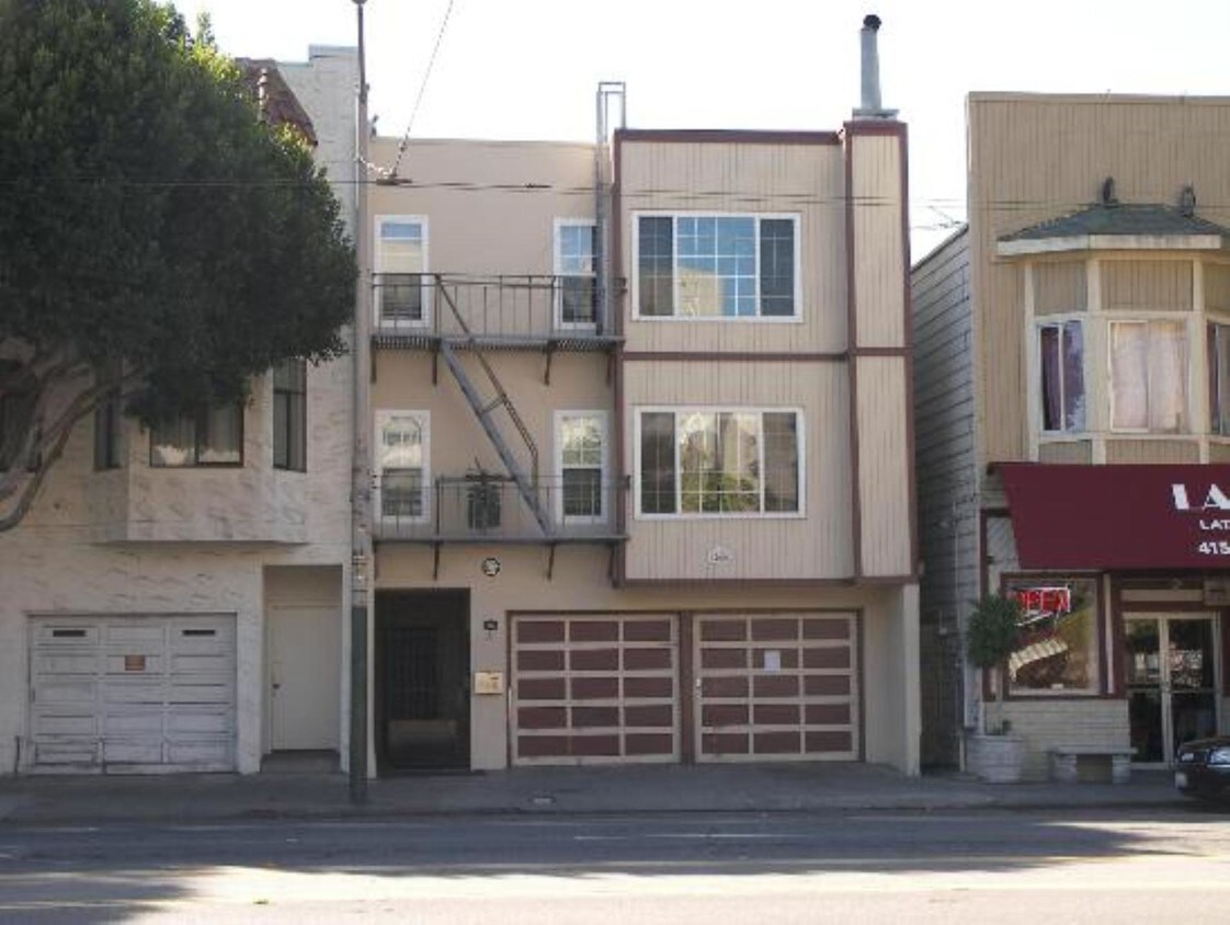 Building Photo - 1034 Potrero Ave