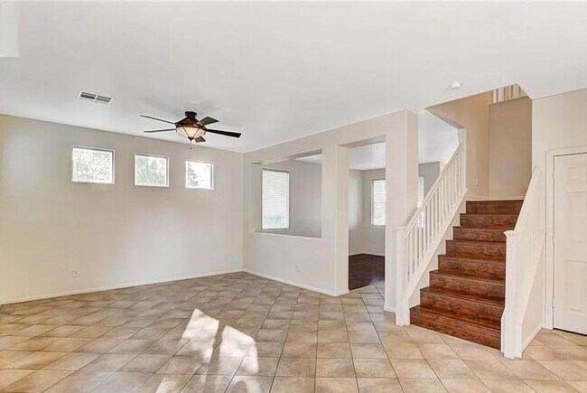Foto del edificio - BNEW UPGRADED 2-story single-family home