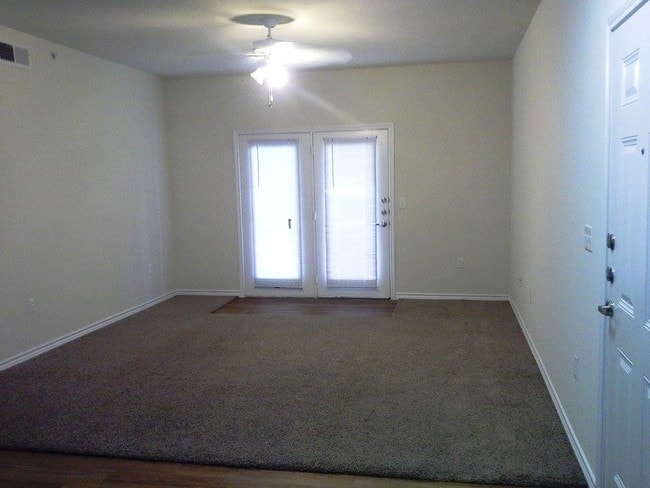 Building Photo - Sunflower Estates