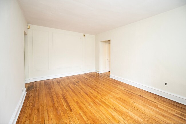 Interior Photo - Beautiful historical building with breatht...