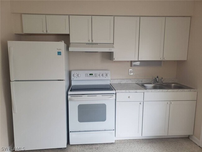 Foto del edificio - 2836 SE 16th Pl