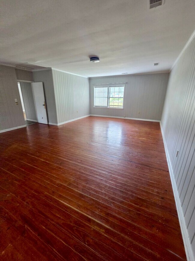 Foto del edificio - 3 Bed/2 Bath Home