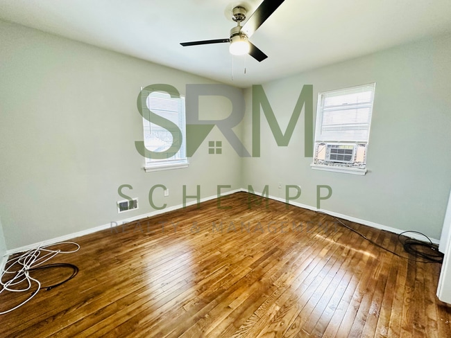 Foto del edificio - 4700 Walnut Grove Ave