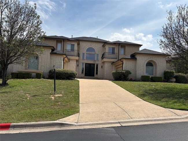 Building Photo - 404 Aria Dr