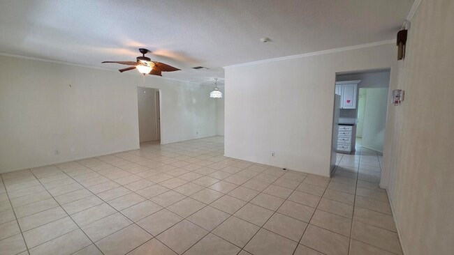 Foto del edificio - 7002 NW 71st Ave