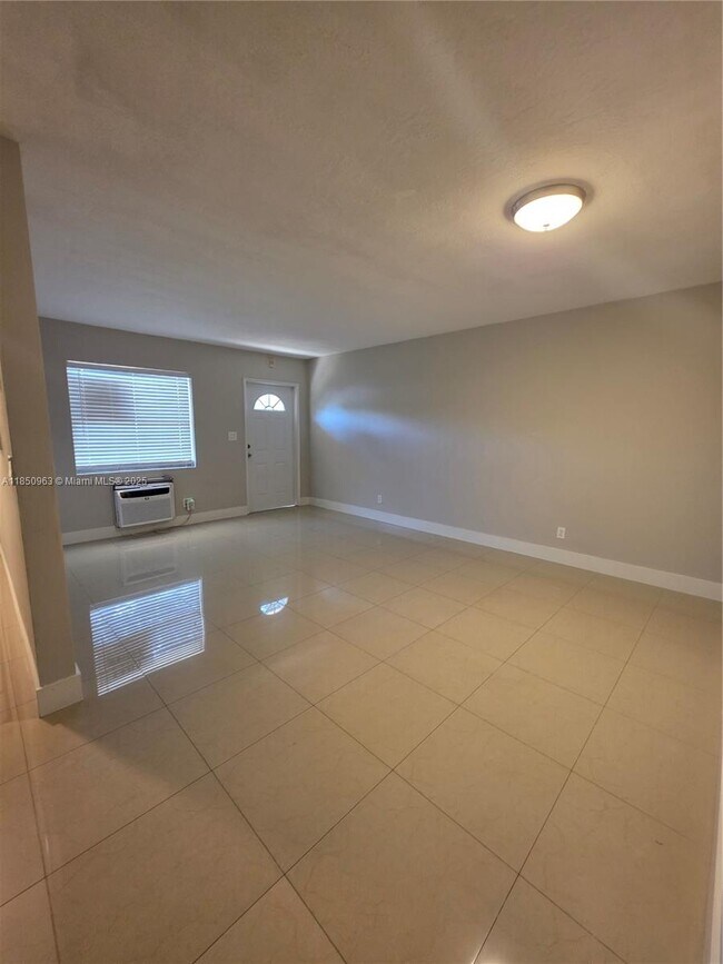 Foto del edificio - 2621 Grant St