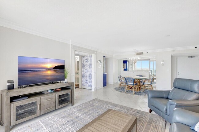 Foto del edificio - 300 Ocean Trail Way