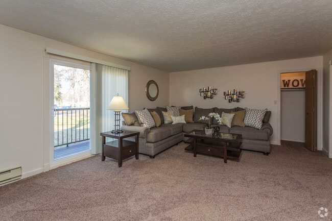 2HAB, 1BA - Woodgate North